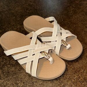 Vionic Woven Stretch Sandals